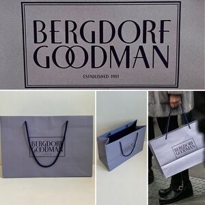 Bergdorf Goodman New York, Shopping Bag, Lilac color, 16 X 10 3/4 X 6 3/4 Inches